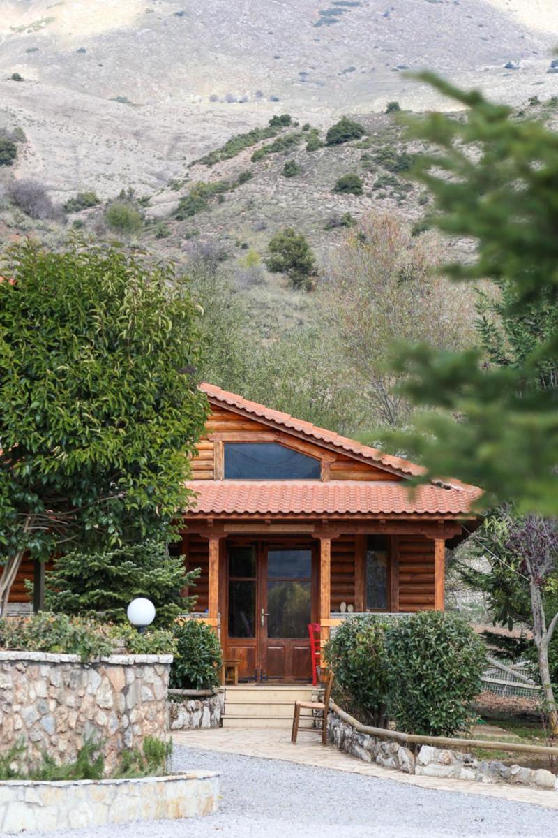Orias Guesthouse & Farm 칼라브리타 외부 사진