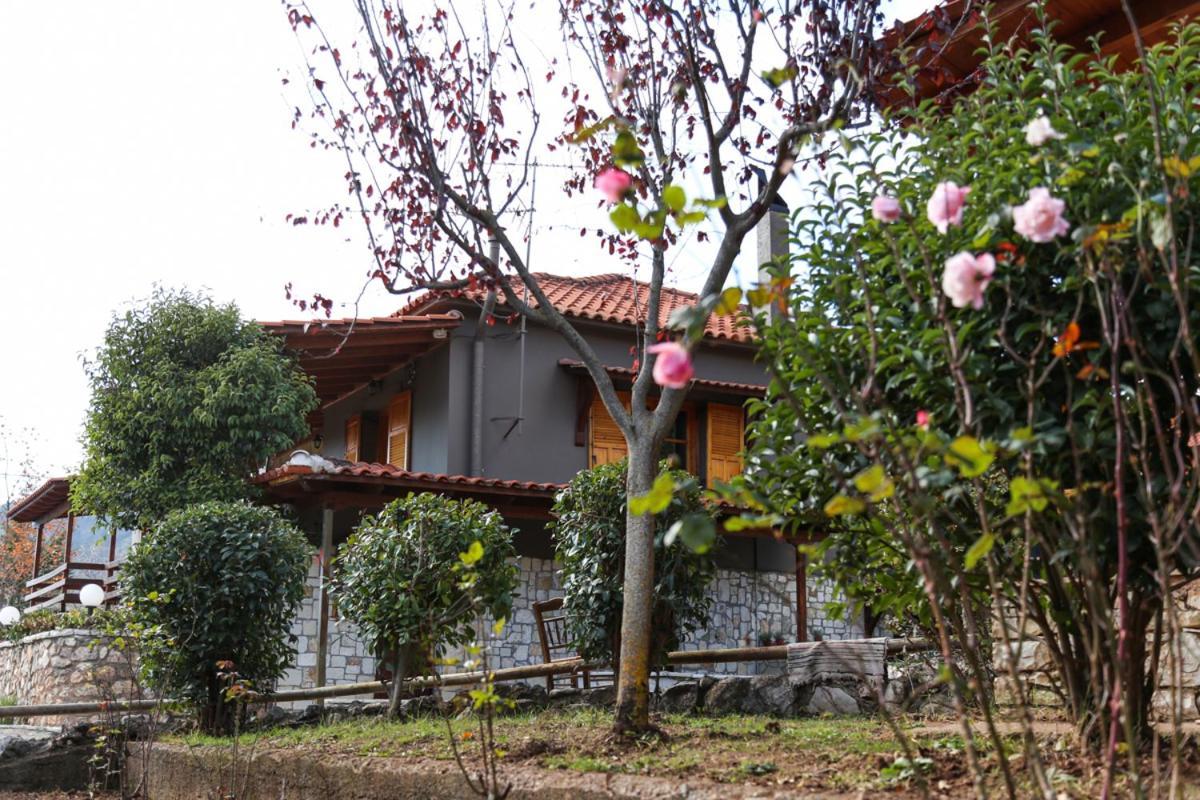 Orias Guesthouse & Farm 칼라브리타 외부 사진