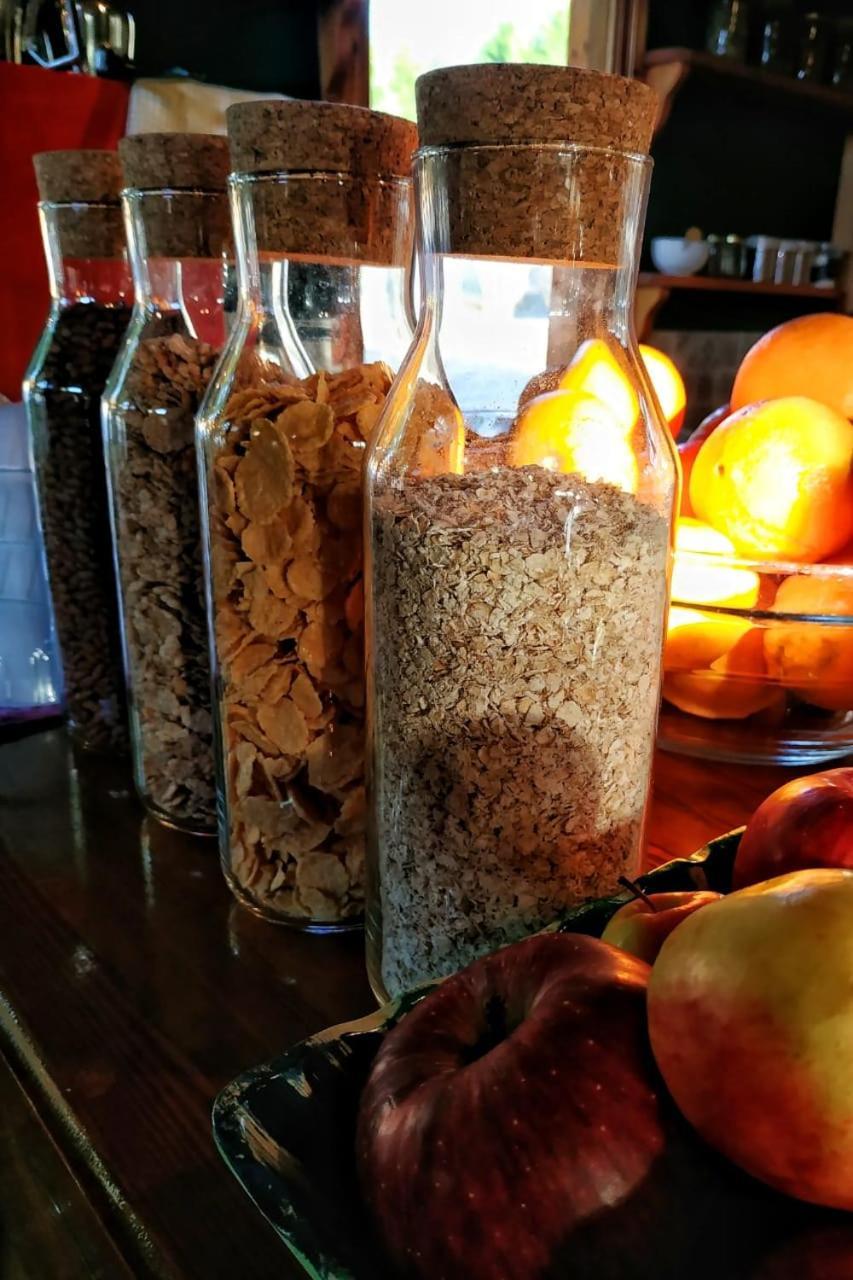 Orias Guesthouse & Farm 칼라브리타 외부 사진