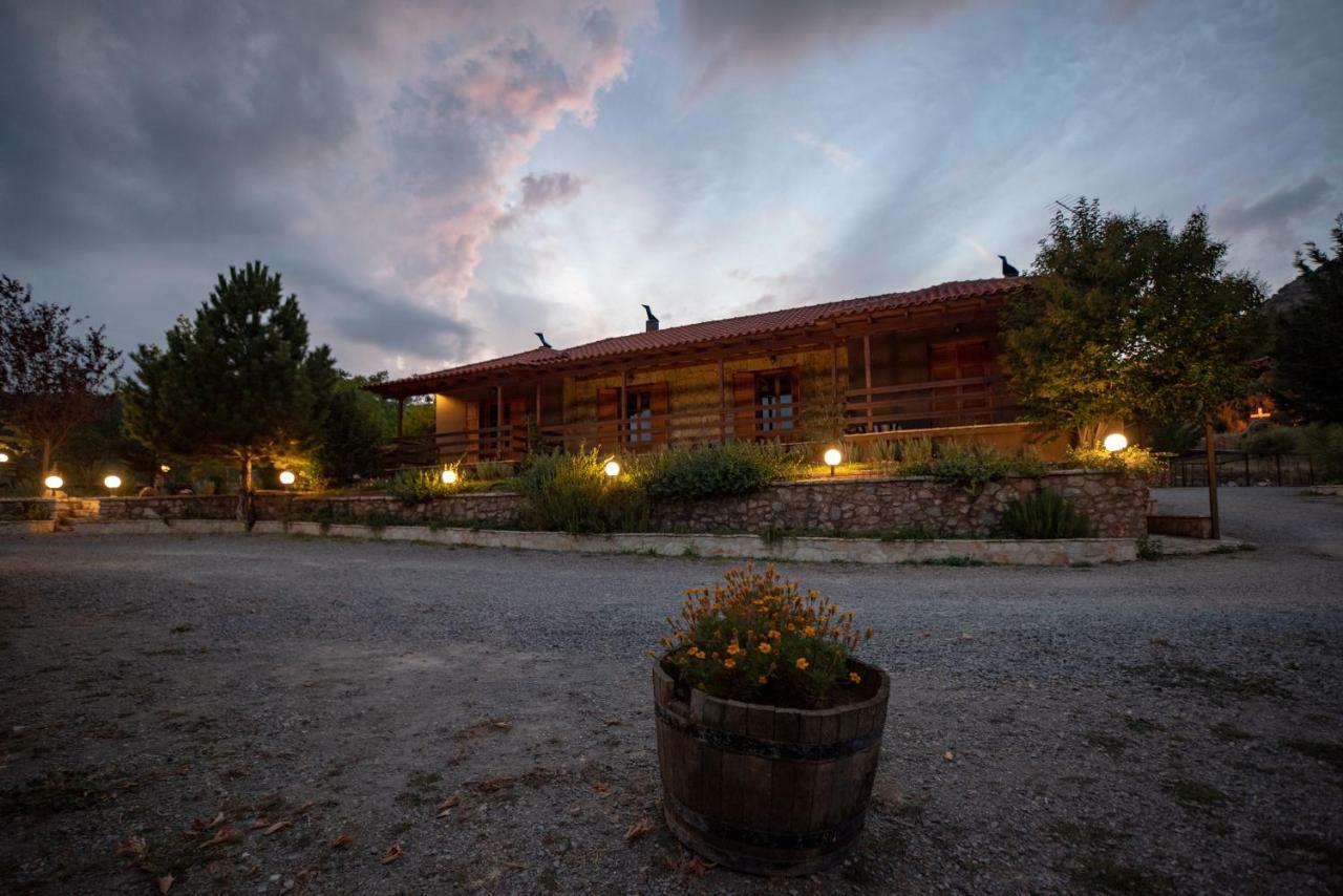 Orias Guesthouse & Farm 칼라브리타 외부 사진