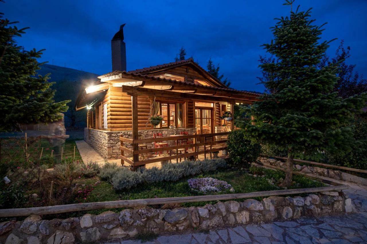 Orias Guesthouse & Farm 칼라브리타 외부 사진